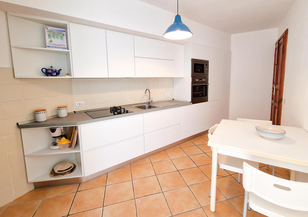 Murphy Holiday Home - Residenza Baro La Maddalena  Exterior photo