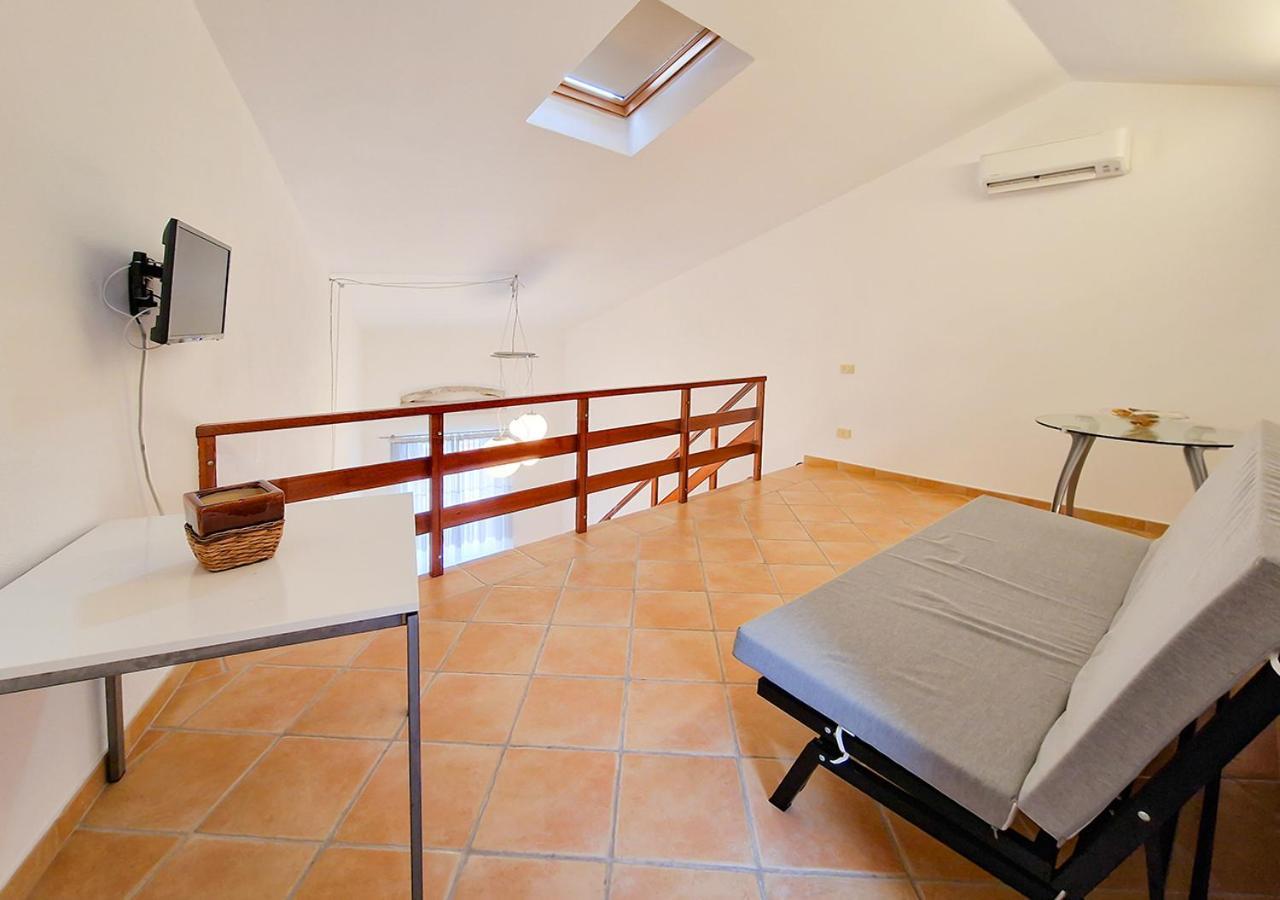 Murphy Holiday Home - Residenza Baro La Maddalena  Exterior photo