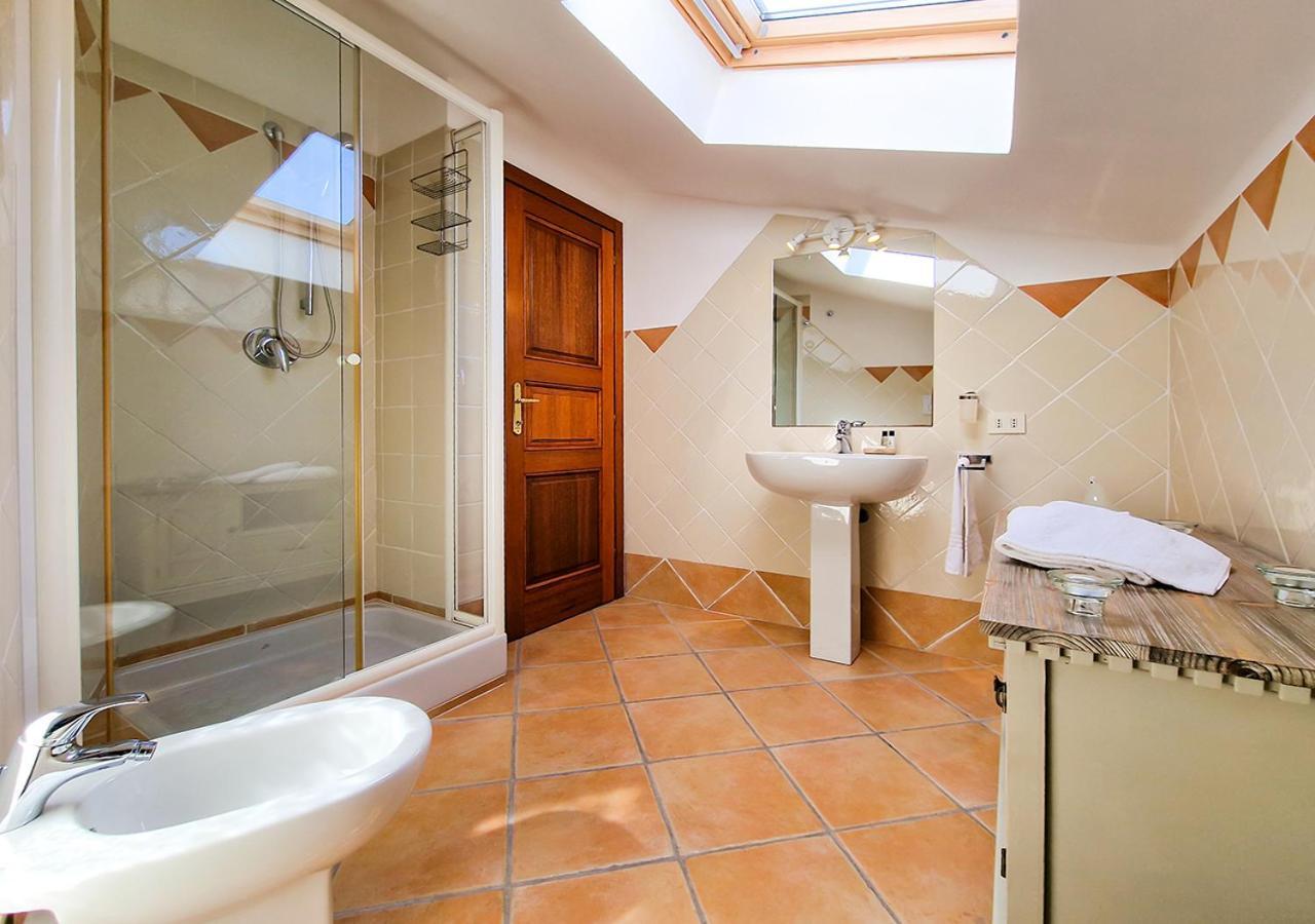 Murphy Holiday Home - Residenza Baro La Maddalena  Exterior photo